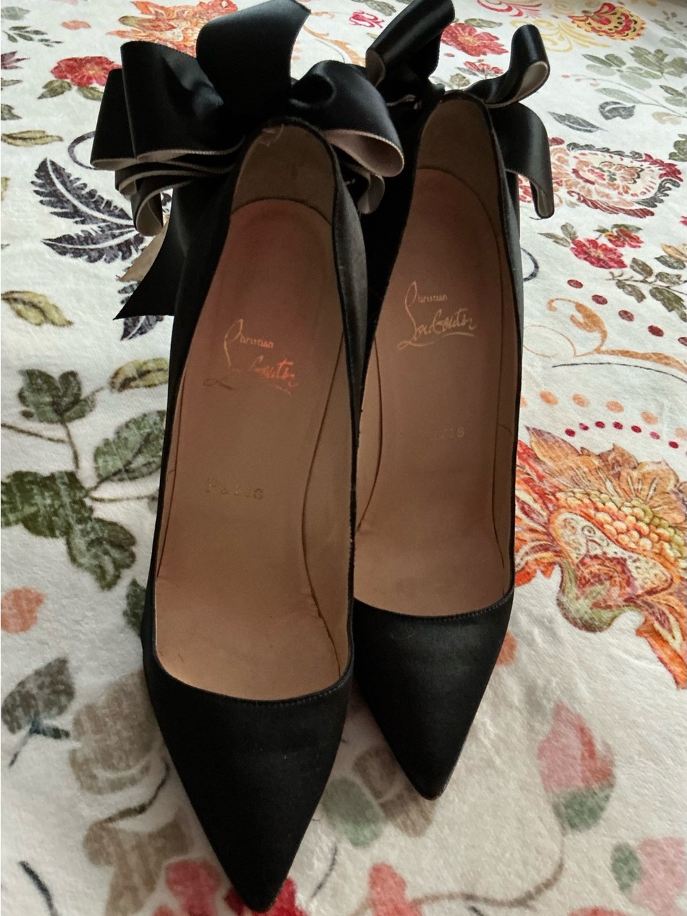 christian louboutin bow heels - Picture 5 of 9